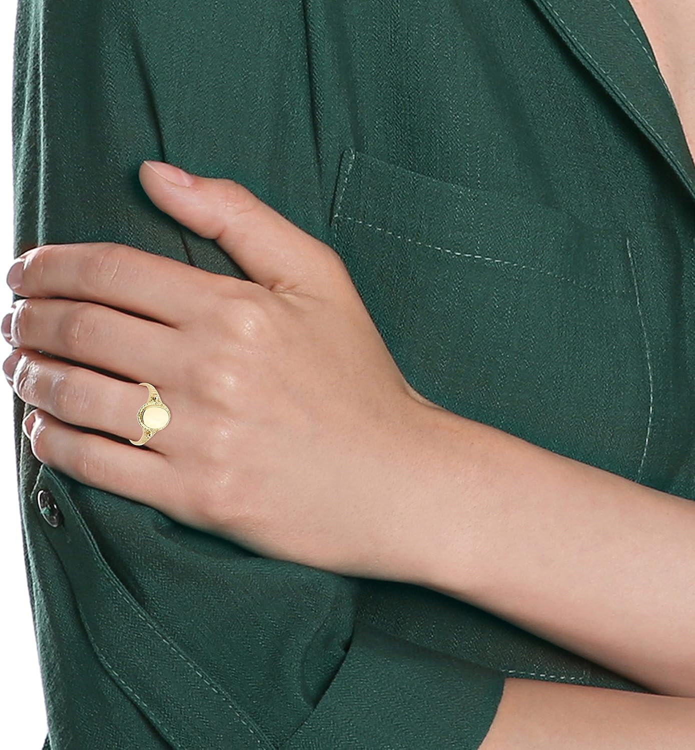 10K Yellow Gold Engravable Oval Signet Ring with Rope Detail, Fluting, and Tapered Shank